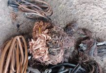 Quatro são presos após furto de fios de cobre em galpão