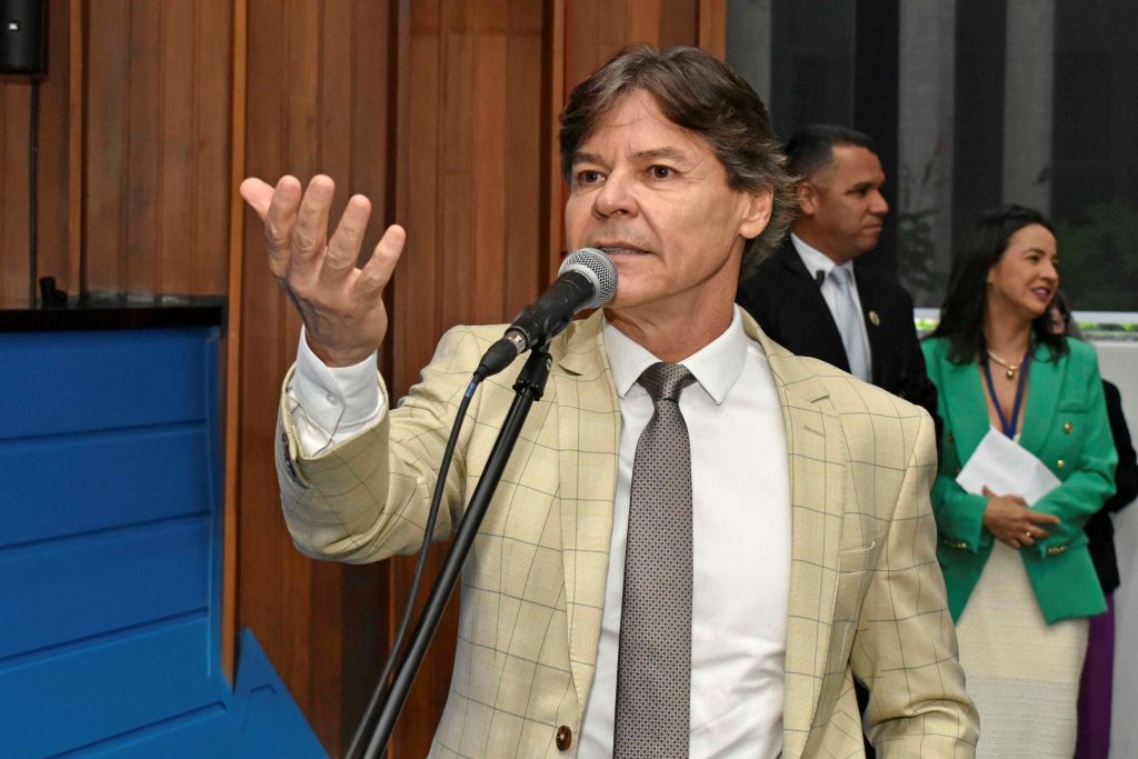 Aeroporto de Campo Grande ainda não exibe nome oficial, aponta Paulo Duarte