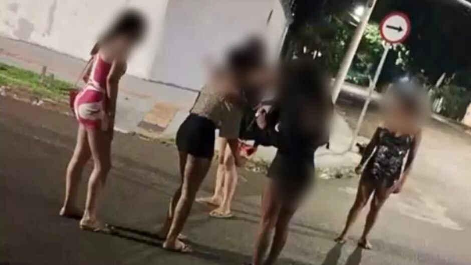 Travesti denuncia ameaças e agressões de gangue - Boca do Povo News