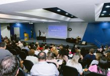 Formação e reconhecimento marcam o Dia do Diretor Escolar na Rede Municipal