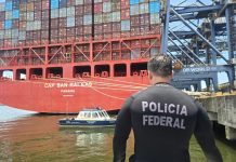 PF intercepta cocaína em navio no Porto de Santos