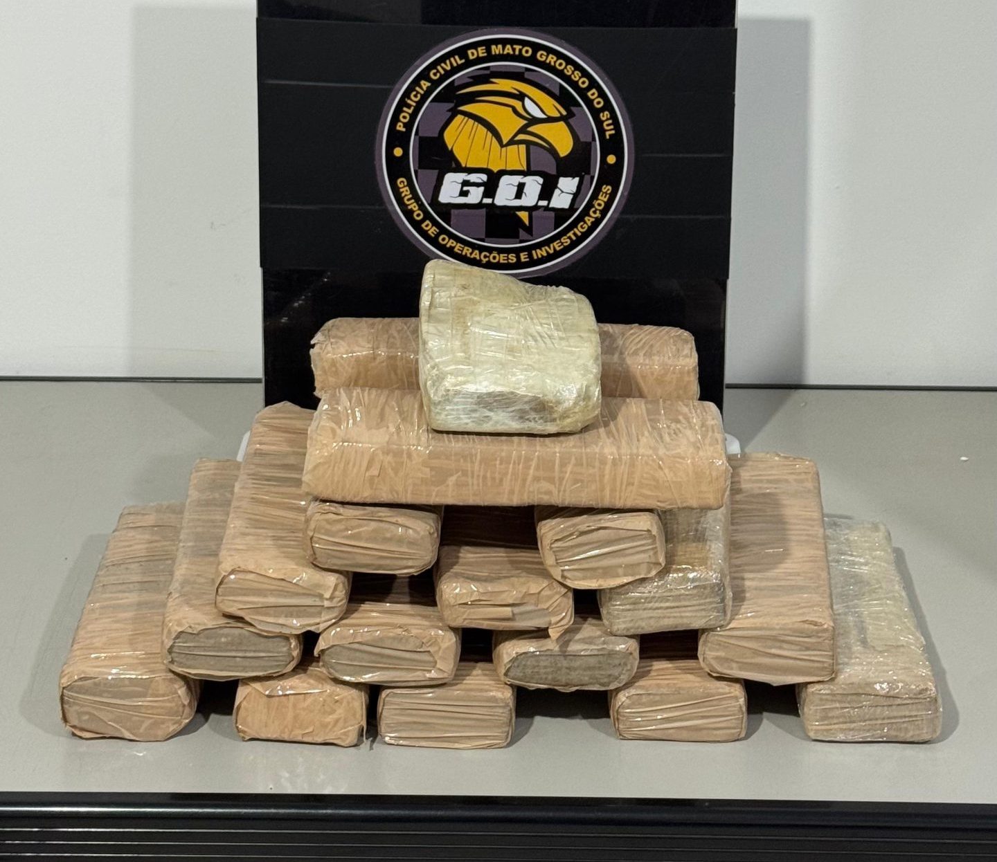 Polícia Civil prende mulheres por tráfico na Capital