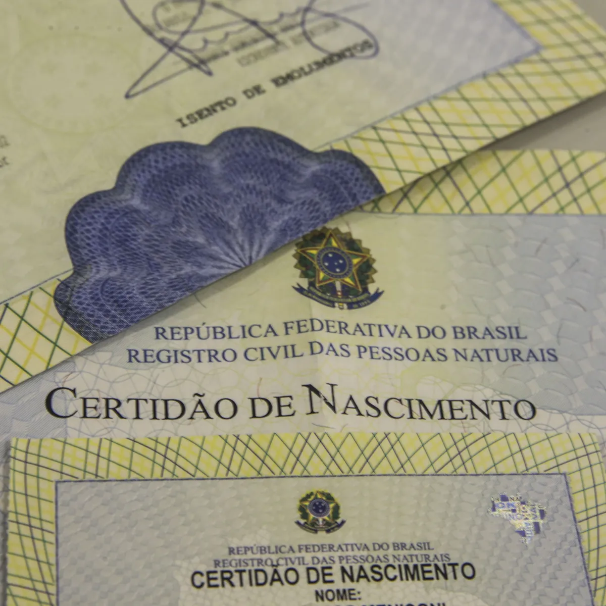 Adeus, cartório: Certidões de nascimento, casamento e óbito agora podem ser emitidas sem sair de casa