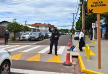 Fiscalização e educação reforçam trânsito em áreas escolares