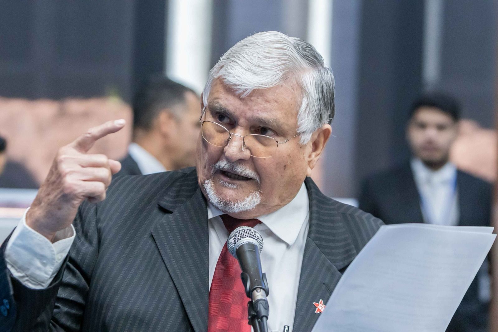 Zeca apresenta moção de apoio aos servidores estaduais de MS por protestos contra reajuste