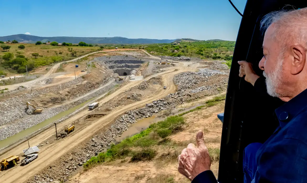 Lula inaugura túnel da transposição do São Francisco no RN
