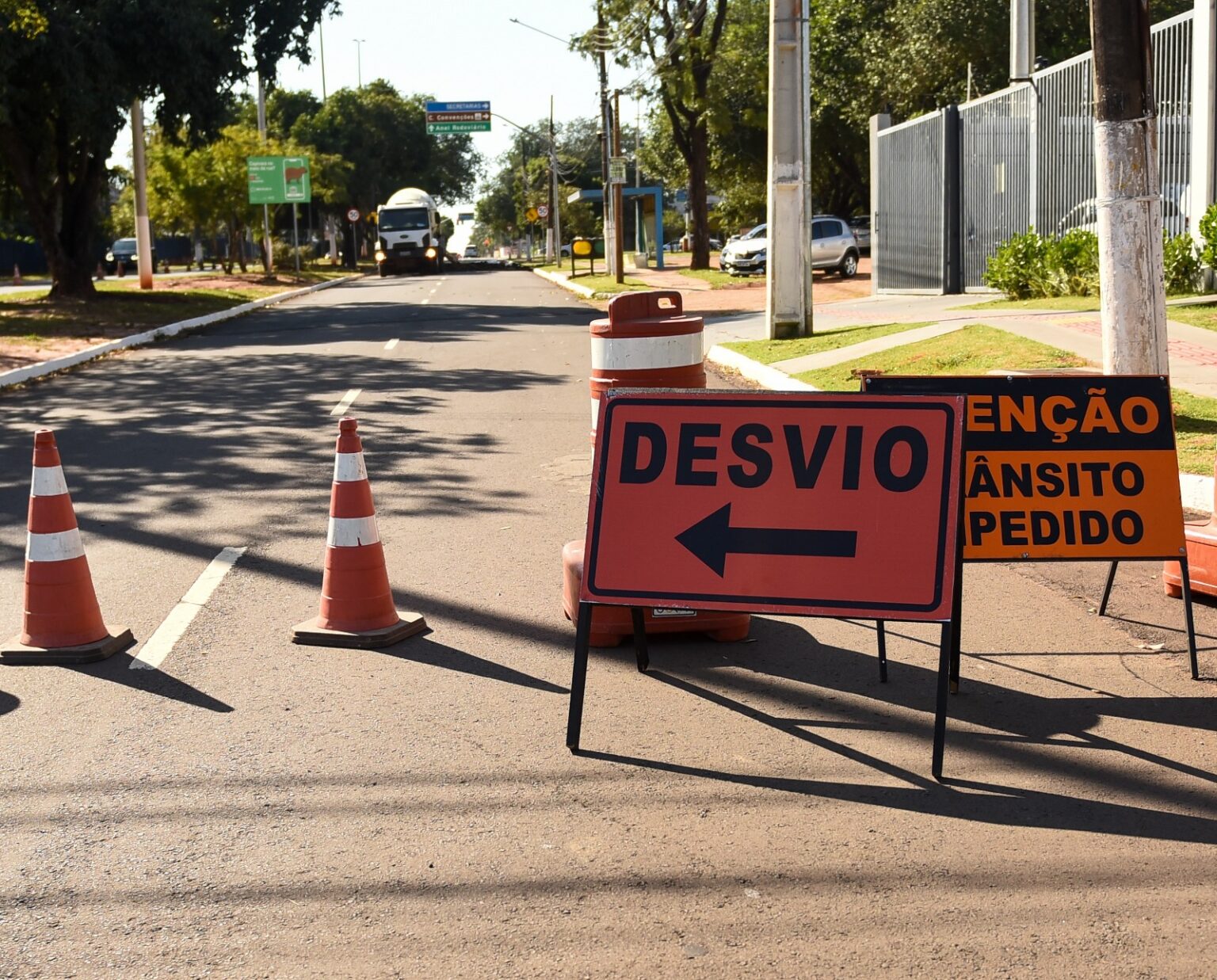 Agetran realiza interdições em cinco regiões neste sábado